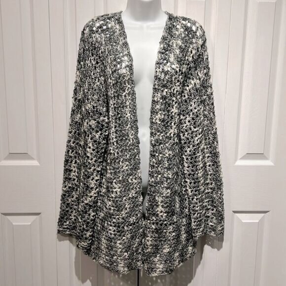 Handmade‎ Wool Blend Grey White Black Open Weave Cardigan Size M - Picture 1 of 8